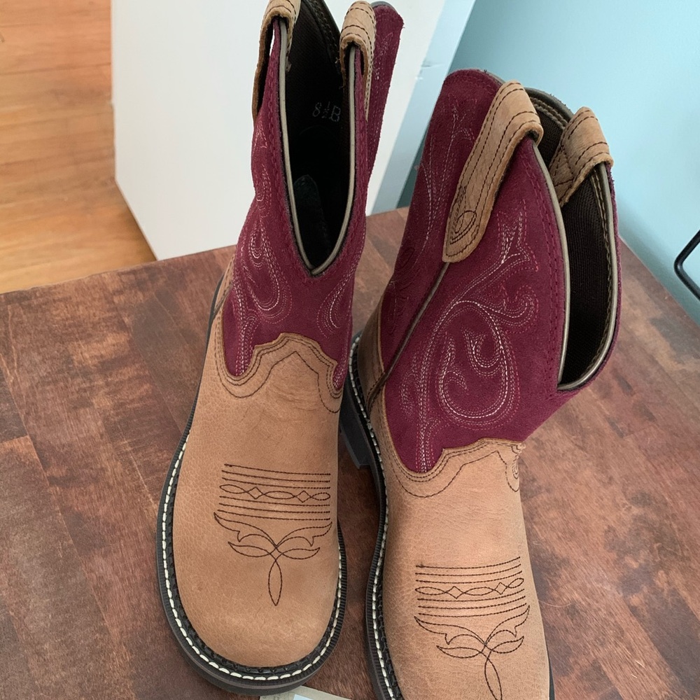 Ariat cowboy boots